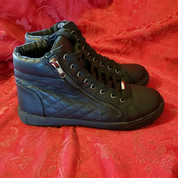 Steve Madden Shoes - Steve Madden 'Caffine' Sneakers 8.5